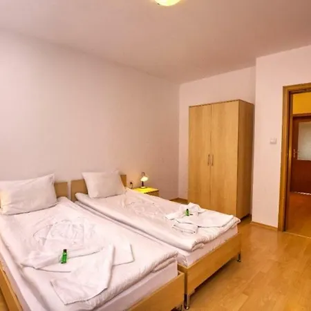 Aparthotel Raikov