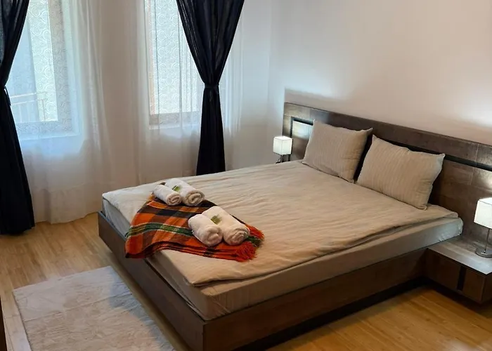 Raikov Aparthotel 3*