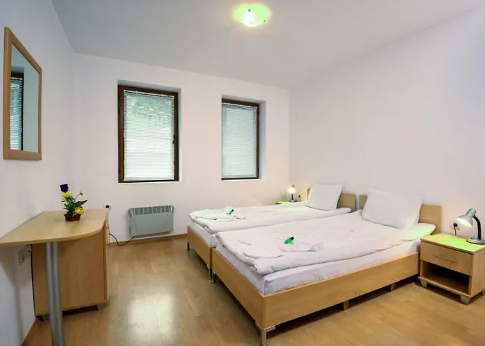 Raikov Aparthotel 3*